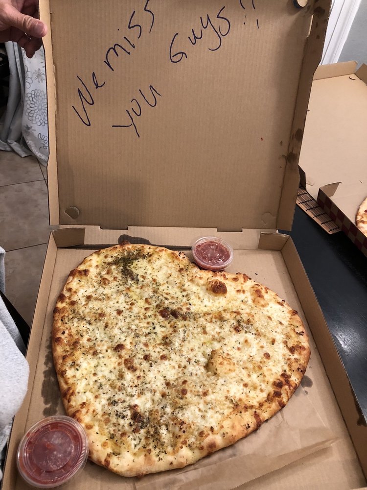 Pauly's Pizza Joint