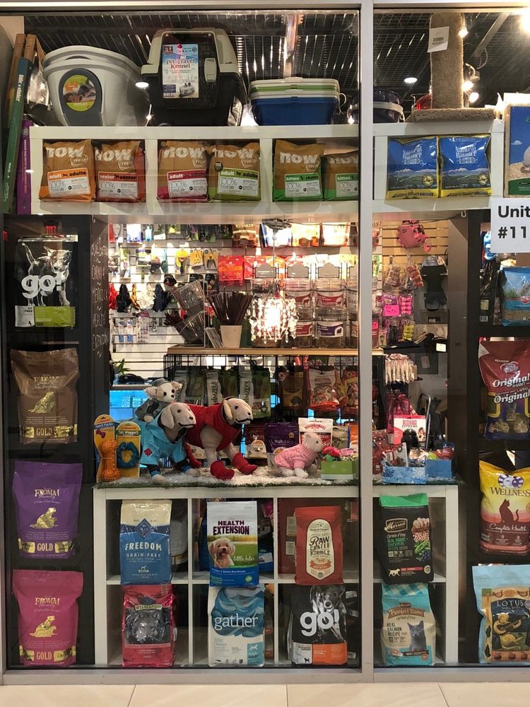 Lucky Tails Pet Boutique 12 Reviews Pet Stores 384 Yonge Street