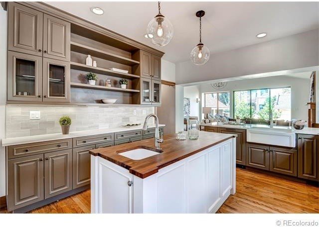 image of business Kitchen & Floor Concepts