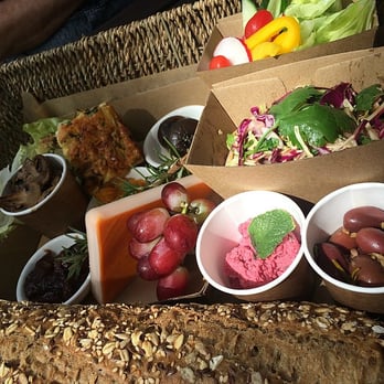 Food For Thought Picnic Basket Review Food For Thought Picnic Basket Review
