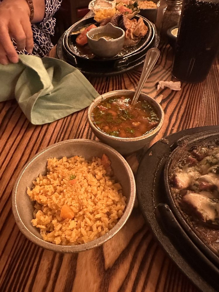 El Tiempo Cantina - Navigation