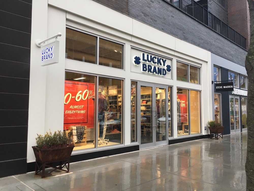 Lucky Brand Department Stores 561 Assembly Row, Somerville, MA