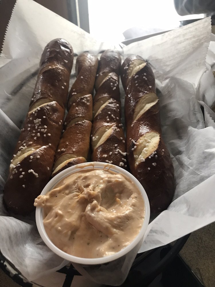 Hoopsters Sports Bar & Grill Jeffersonville 26 Photos & 11 Reviews