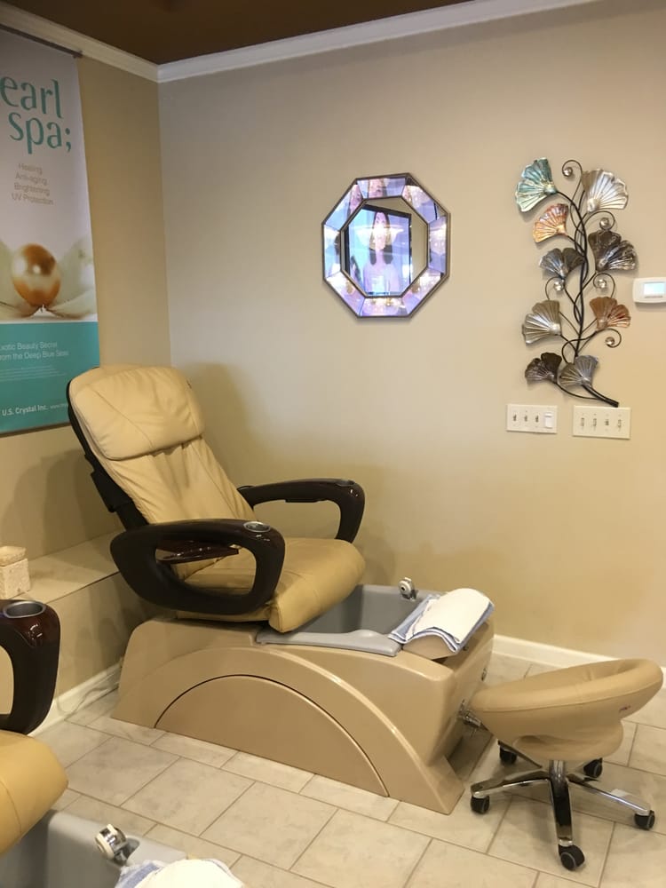 Nail Studio BG 18 Photos Nail Salons 1640 Scottsville Rd, Bowling