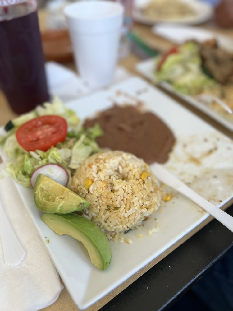 Mi Rinconcito Salvadoreño Mi Rinconcito Salvadoreño