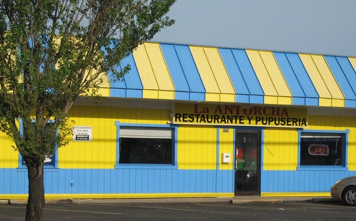 La Antorcha Restaurante y Pupusería