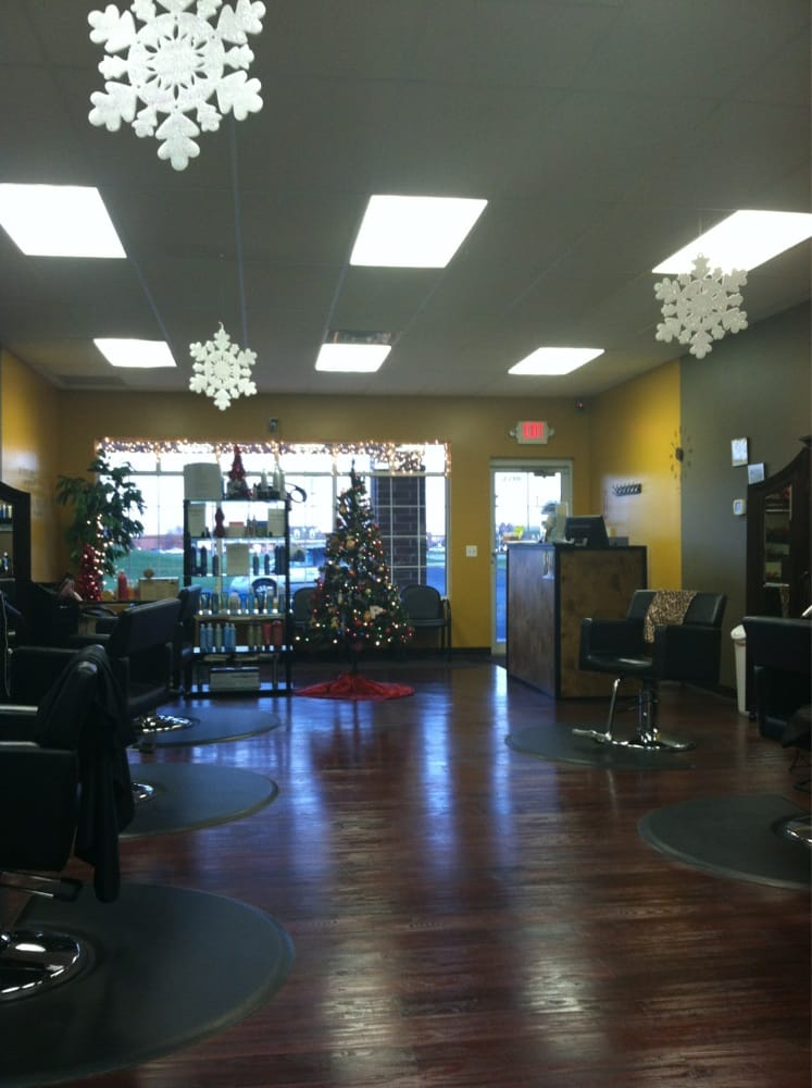 Grand Strand Salon & Spa Hair Salons 805 Patriot Dr, Wellington, OH