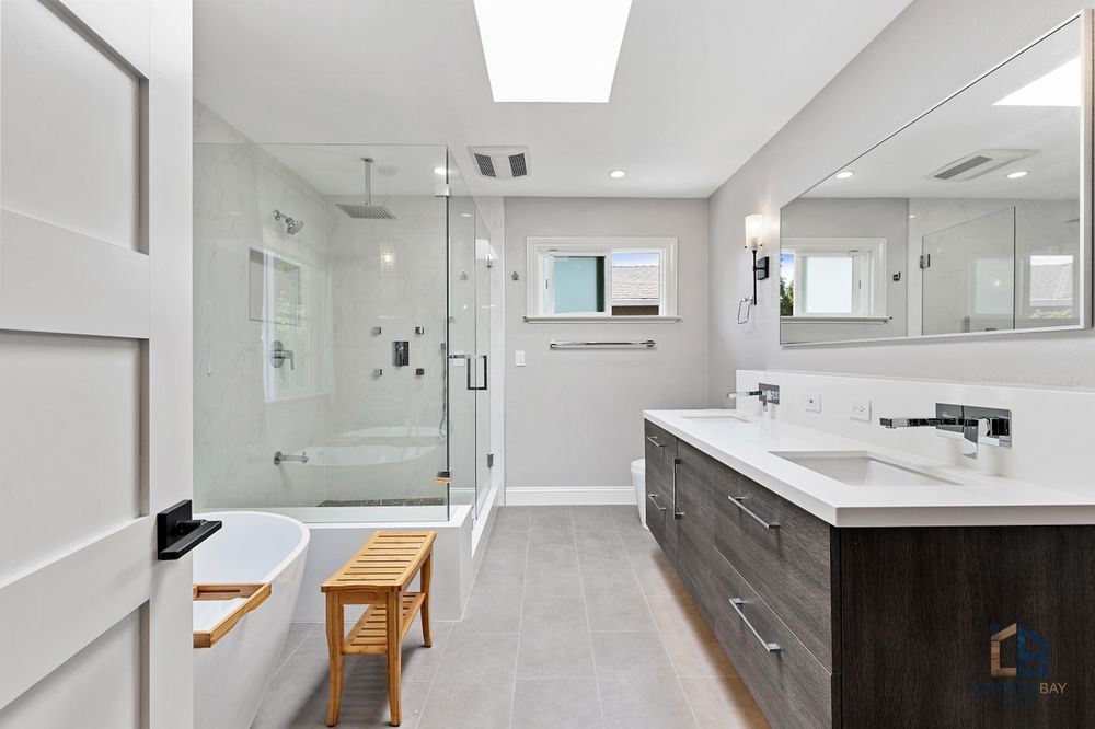 image of business Century Bay Builders