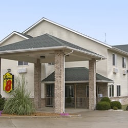 Super 8 By Wyndham Greenville 26 Photos 14 Reviews Hotels Photo Of Super 8 By Wyndham Greenville Il United States