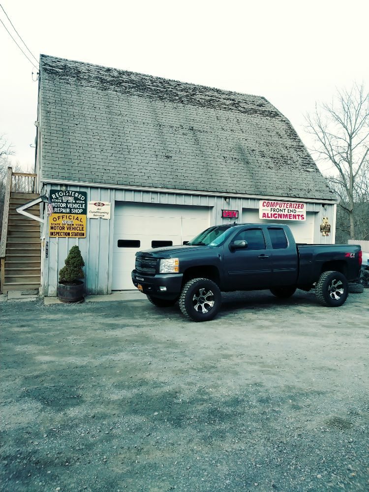 Johnny's Truck And Auto Repair