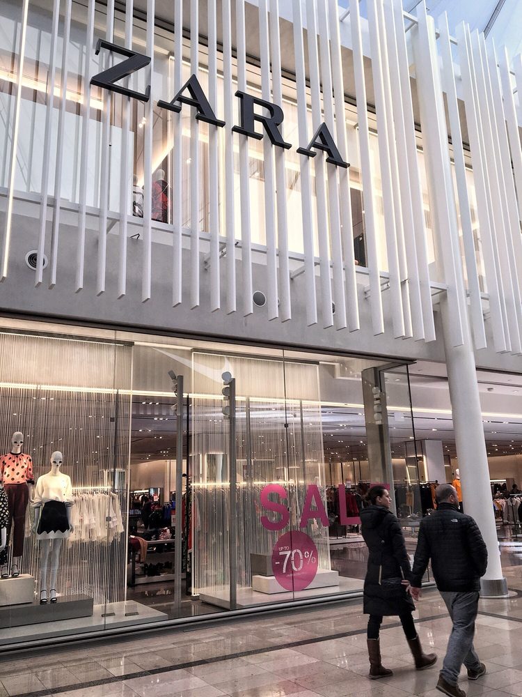 Zara Women's Clothing 25 The West Mall, Etobicoke, Toronto, ON