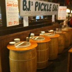 Bj Pumpernickels Closed 13 Reviews Restaurants 18169 Town Photo Of Bj Pumpernickels Olney Md United States Free Pickle Bar