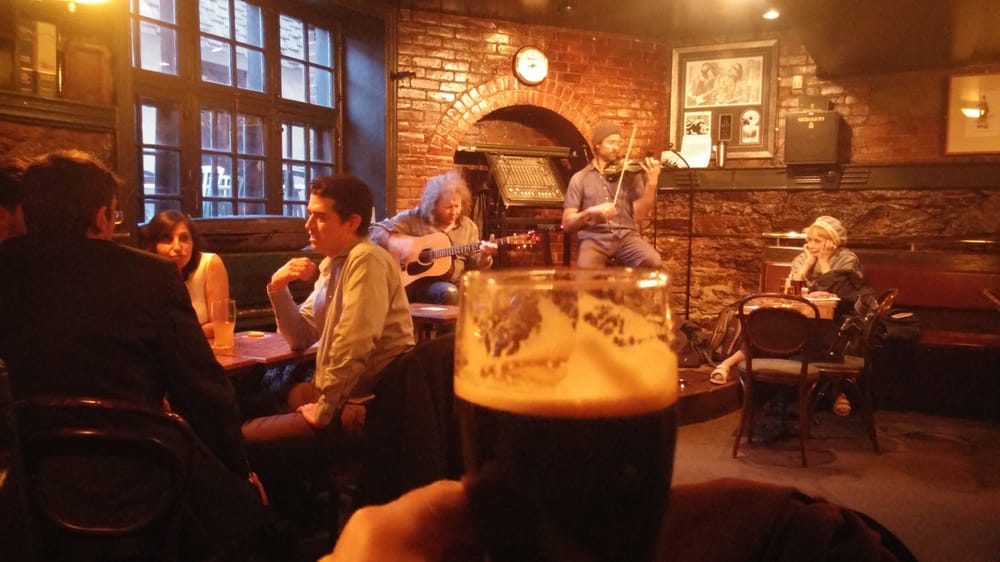 Hurley's Irish Pub