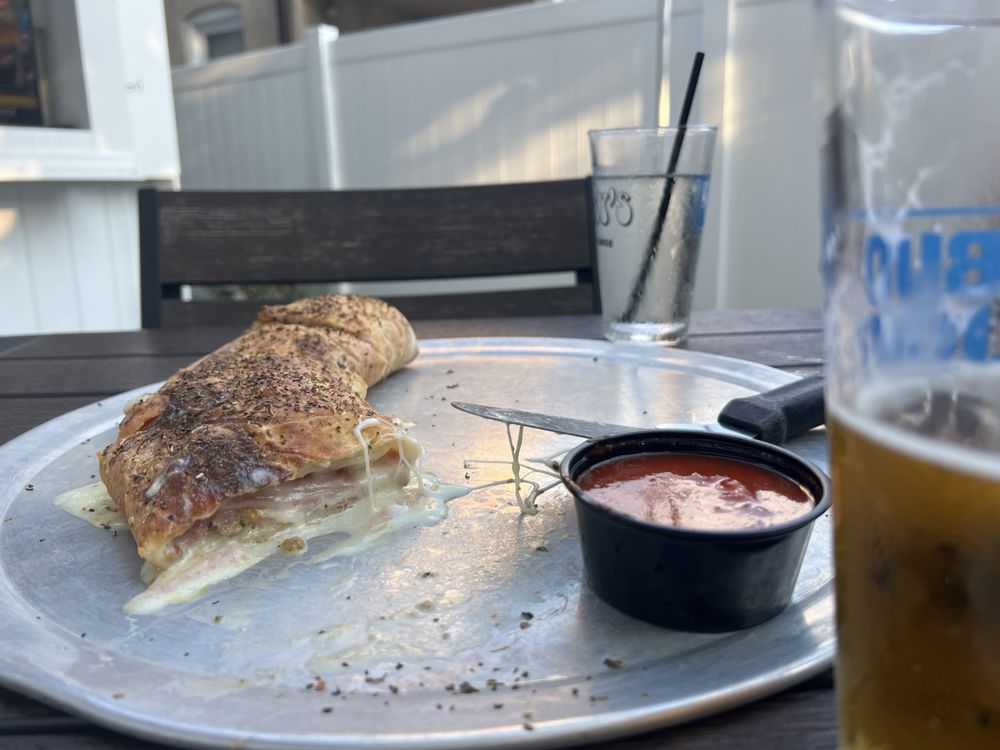 Stubby's Bar And Grille