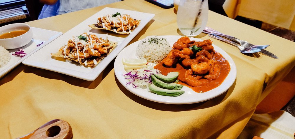 Tavo's Signature Cuisine