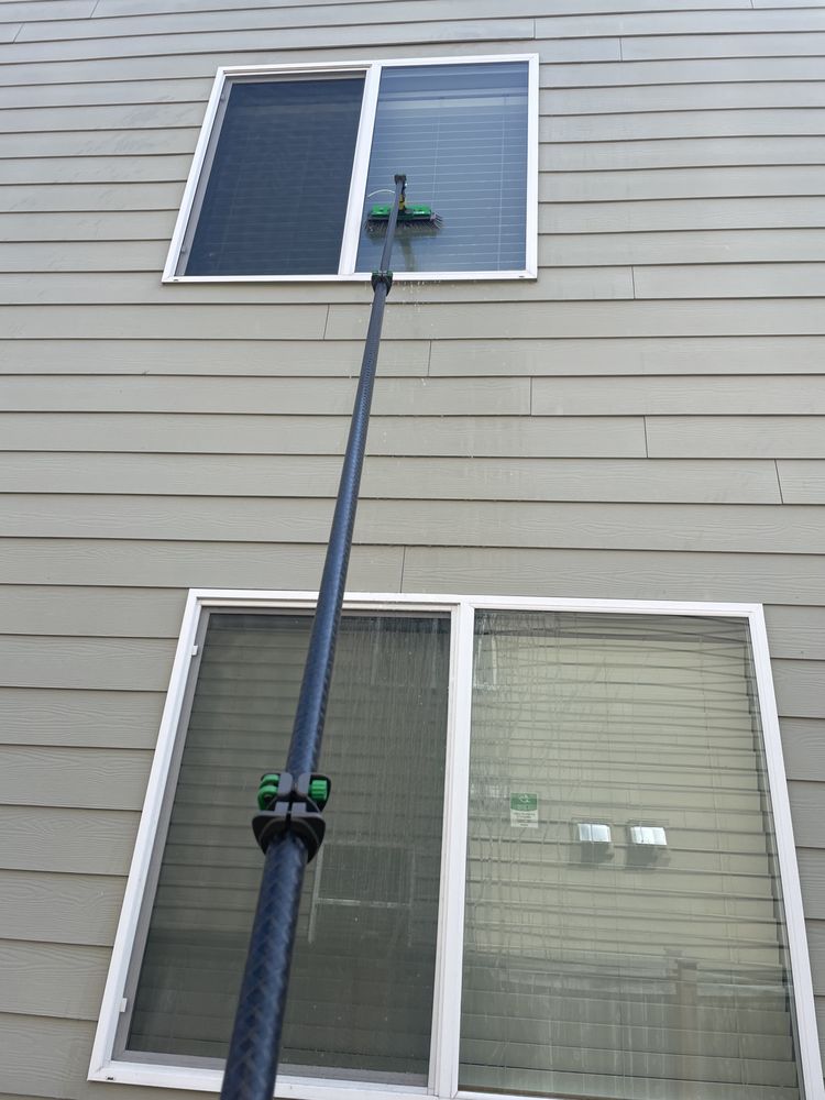 Xzavier's Gutter and Window Cleaning 