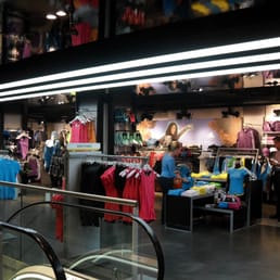 adidas store mönckebergstraße 13 hamburg adidas store mönckebergstraße 13 hamburg