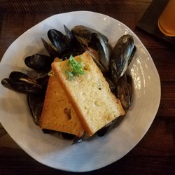 The Best 10 Seafood Restaurants Near Bwi Airport Marriott In 24 Mutiny Pirate Bar Island Grille