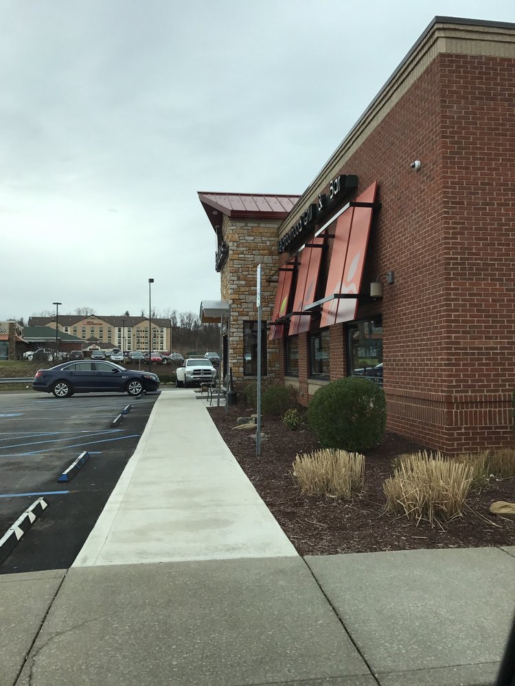 Applebee’s Grill + Bar American (Traditional) 102 Walmart Dr