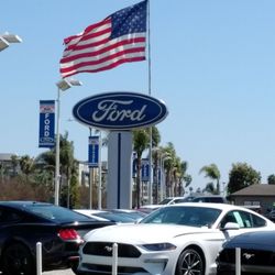 Huntington Beach Ford 275 Photos 659 Reviews Car Dealers Photo Of Huntington Beach Ford Ca United States