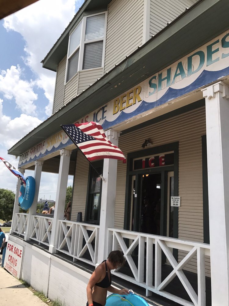 Rockin’ ‘R’ on the Comal River 23 Photos & 77 Reviews Tubing 193