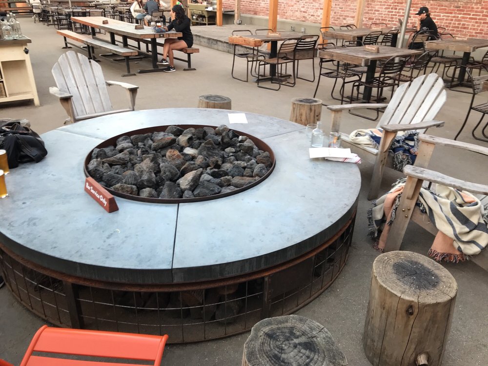Outdoor Fire Pit Weather Was So Nice That They Didn T Need To Light Photo Of Brewsters Beer Garden Petaluma Ca United States Outdoor Fire Pit