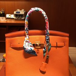 Hermès 32 Photos 29 Reviews Women S Clothing 4444 Westheimer Photo Of Hermès Houston Tx United States