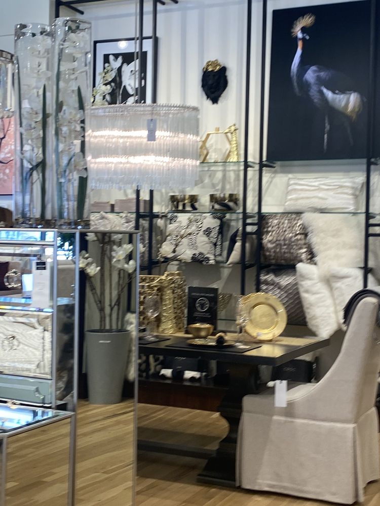 Z Gallerie