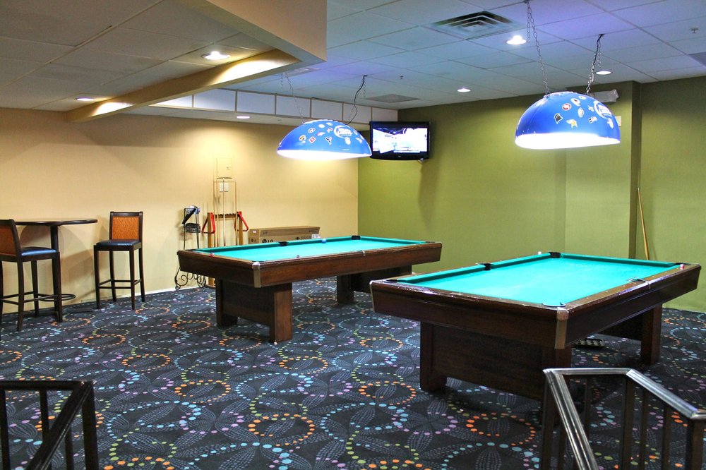 All American Sports Bar & Grill