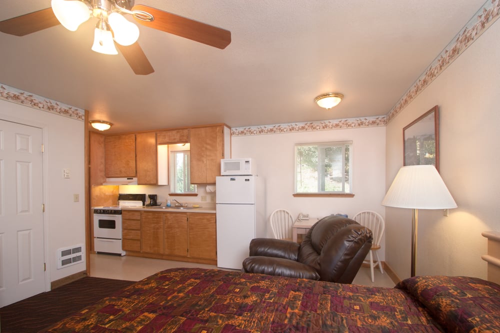 Ocean Suites 29 Photos & 46 Reviews Hotels 16045 Lower Harbor Rd