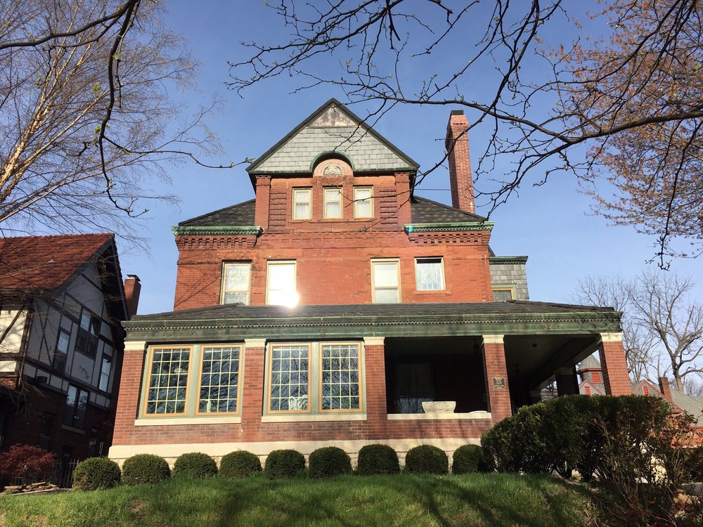 Heim Manor Bed & Breakfast CLOSED 328 Benton Blvd, Northeast