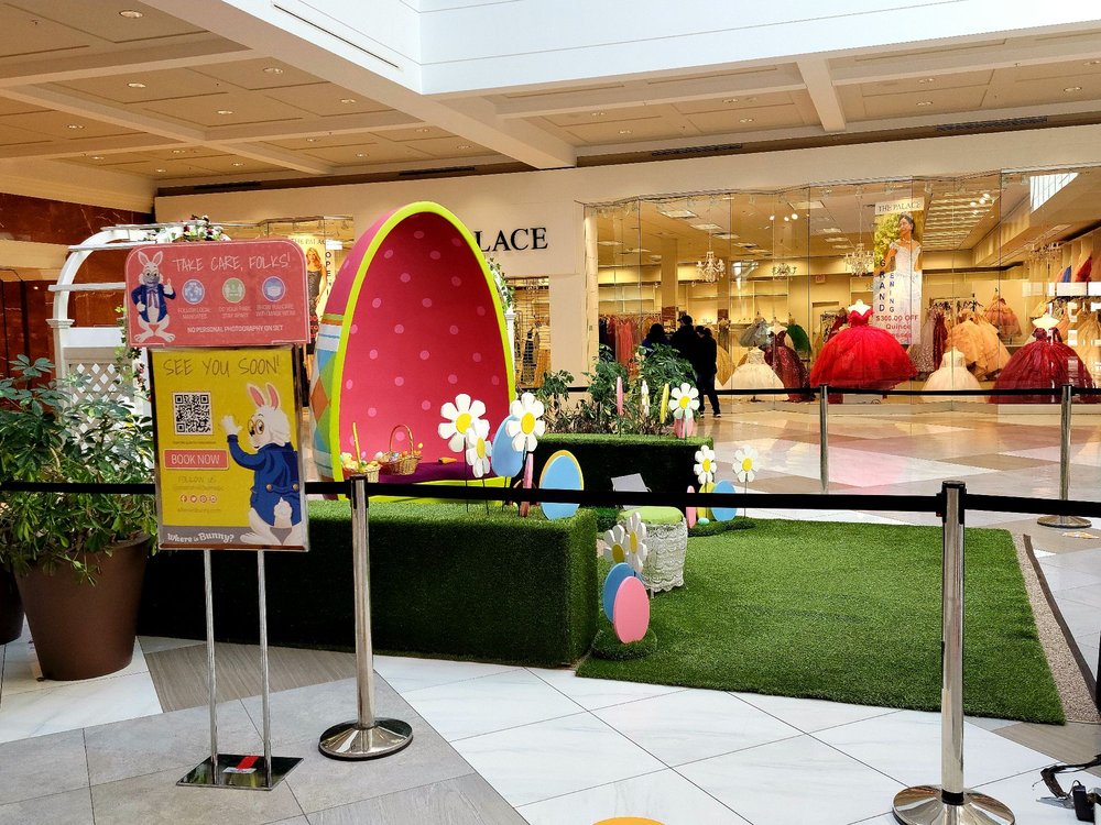 Westroads Mall