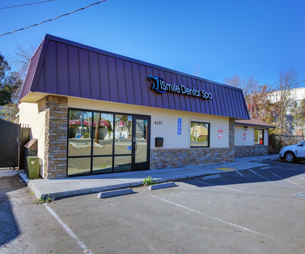 image of business iSmile Dental Spa