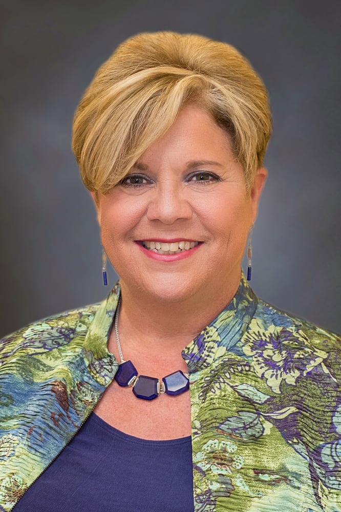 Paula Kotzin Realtor Real Estate Agents 7626 Sand Lake Rd, Dr. Phillips, Orlando, FL Phone