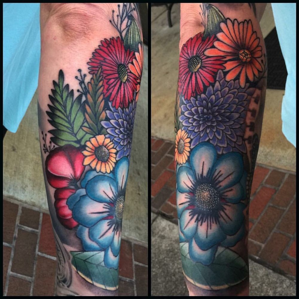 currently working on finishing this sleeve yelp currently working on finishing this sleeve yelp