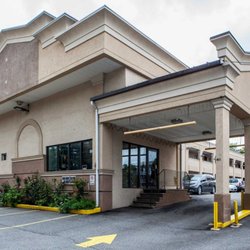 Rodeway Inn 16 Photos Hotels 411 Broadway Paterson Nj Photo Of Rodeway Inn Paterson Nj United States