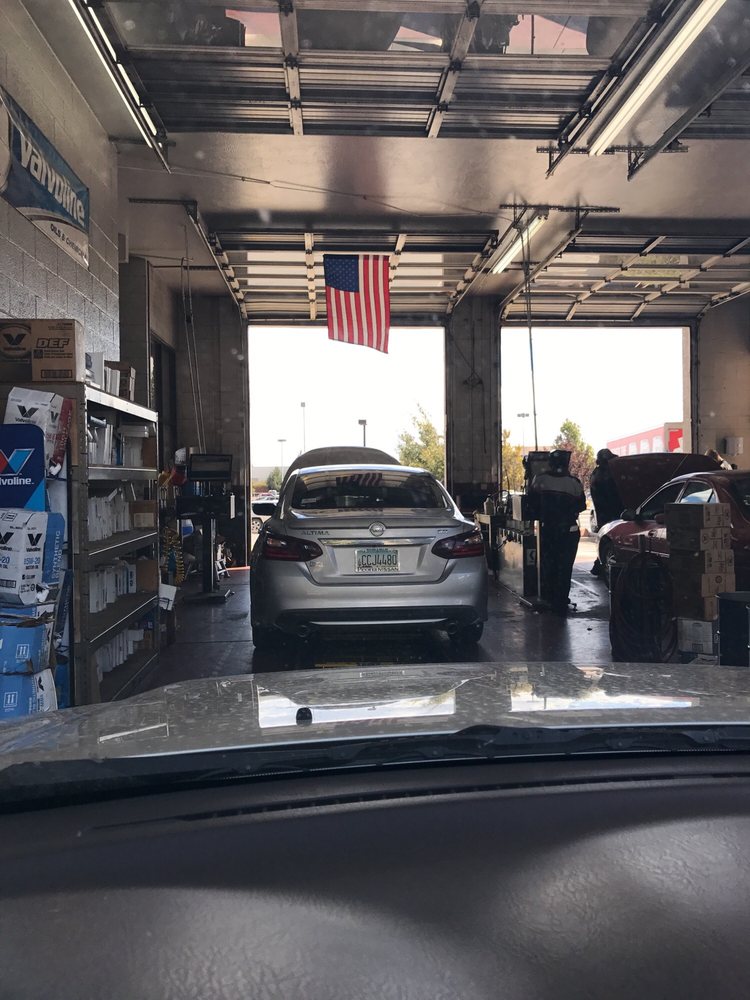 Valvoline Instant Oil Change 11 Reviews Oil Change Stations 4505