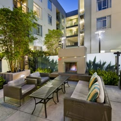 Sunset Vine 43 Photos 83 Reviews Apartments 1555 St Photo Of Sunset Vine Los Angeles Ca United States