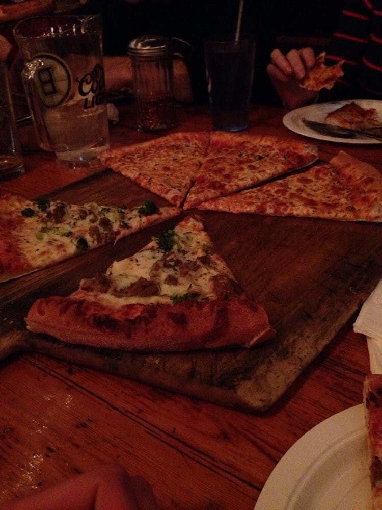 Outback Pizza 46 Photos & 79 Reviews Pizza 2841 Killington Rd