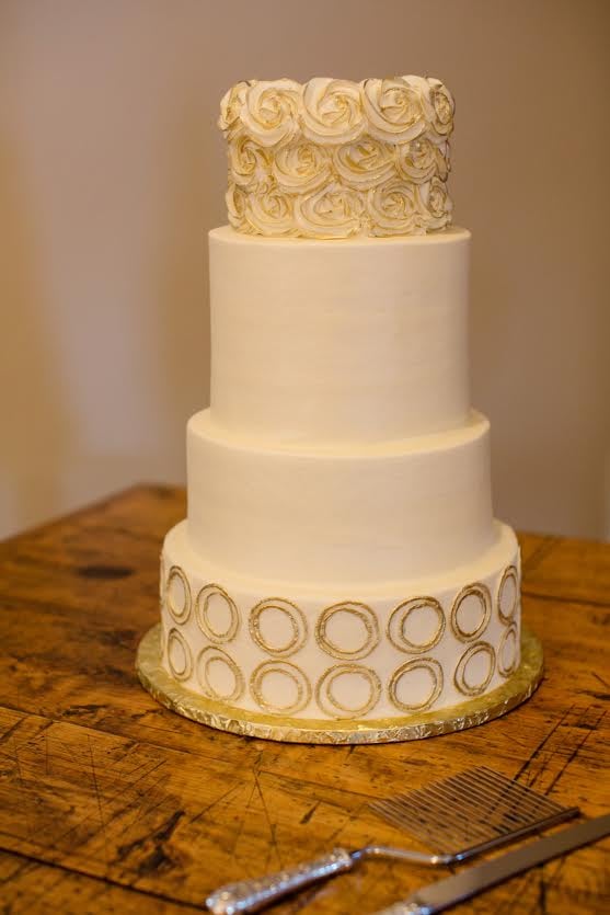 Classic Cakes By Lori
