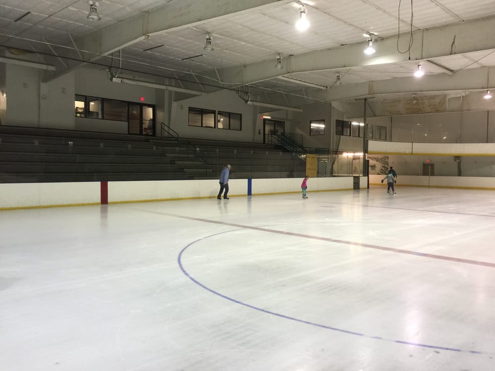 Outpost Ice Arena 18 Reviews Skating Rinks 9530 Tramway Blvd NE