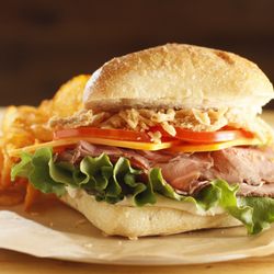 Cheffie’s Cafe - 31 Photos & 27 Reviews - Salad - 956 E Winchester Blvd