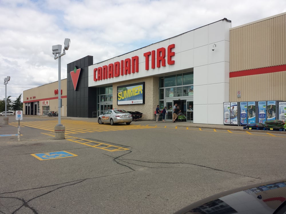 Canadian Tire Department Stores 400 er Street N, Waterloo, ON