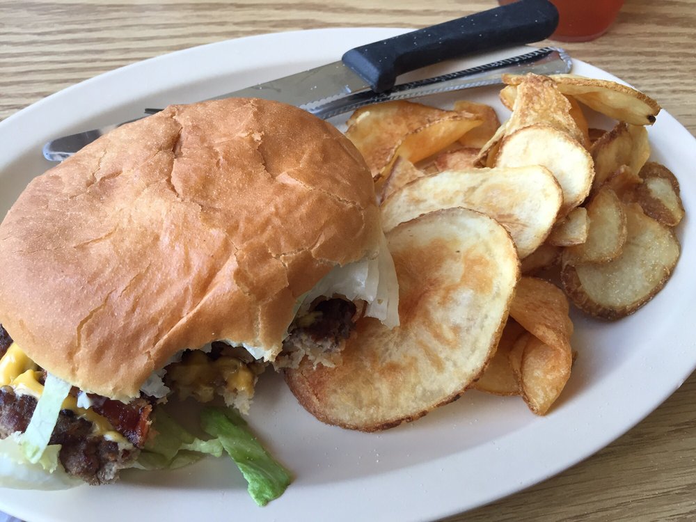 Rodie’s Parkway Restaurant Fast Food 246 J W Luke Rd, West Jefferson, NC Restaurant