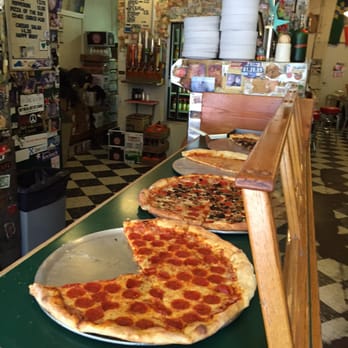 Escape From New York Pizza - 119 Photos & 396 Reviews - Pizza - 622 NW