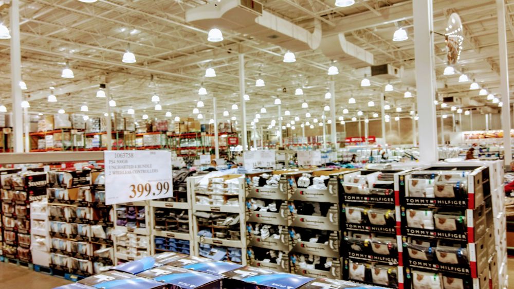 Costco 13 Photos & 35 Reviews Wholesale Stores 230 Chain Lake Drive, Bayers Lake, Halifax