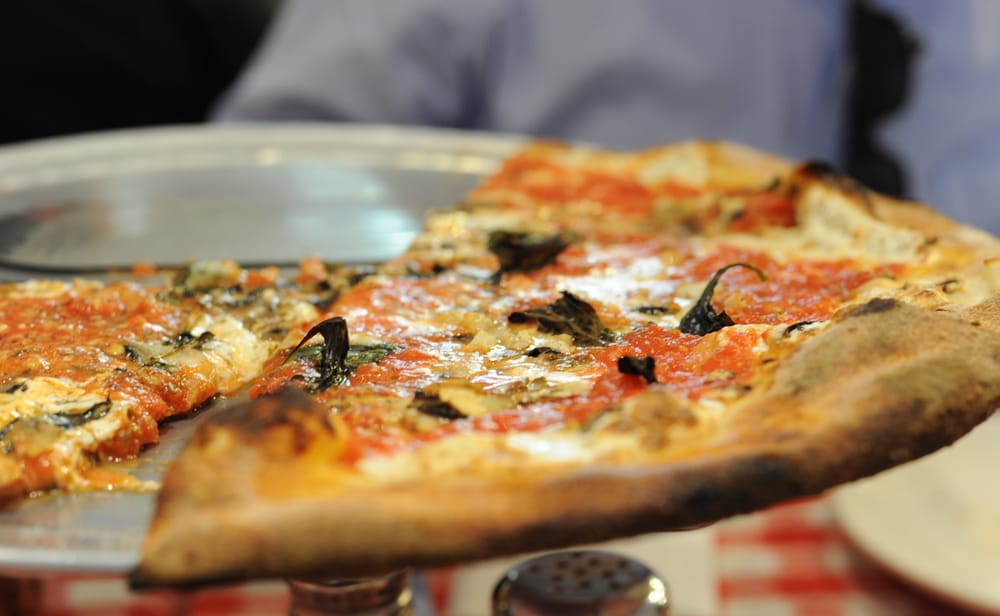 Grimaldi’s - 378 Photos & 634 Reviews - Pizza - 656 Ave Of The Americas