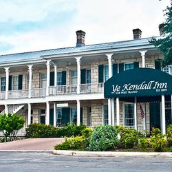 Ye Kendall Inn 49 Photos 16 Reviews Hotels 128 W Blanco Rd Photo Of Ye Kendall Inn Boerne Tx United States