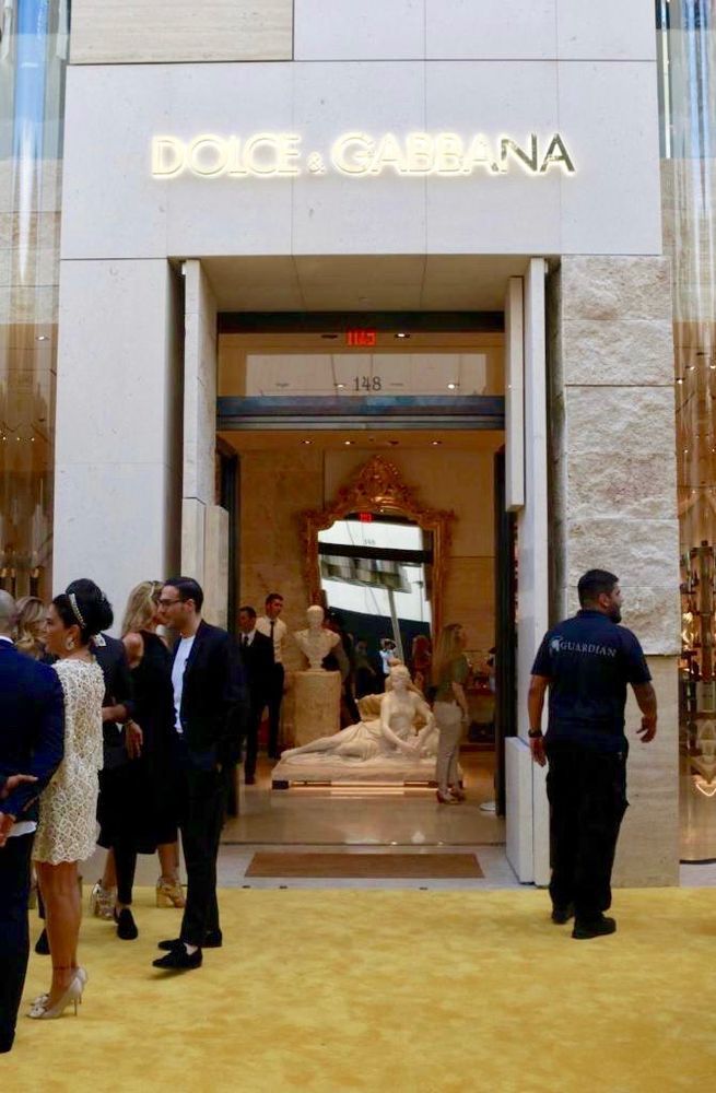 Yellow Event Carpet Installation For Dolce Gabbana Yes We Do