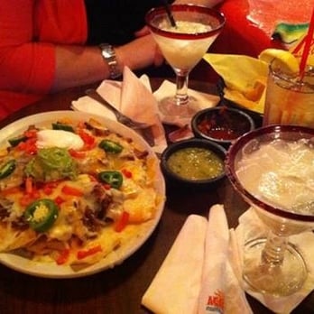 Acapulco Mexican Restaurant Y Cantina Closed 31 Photos 67 Photo Of Acapulco Mexican Restaurant Y Cantina Portland Or United States Nachos
